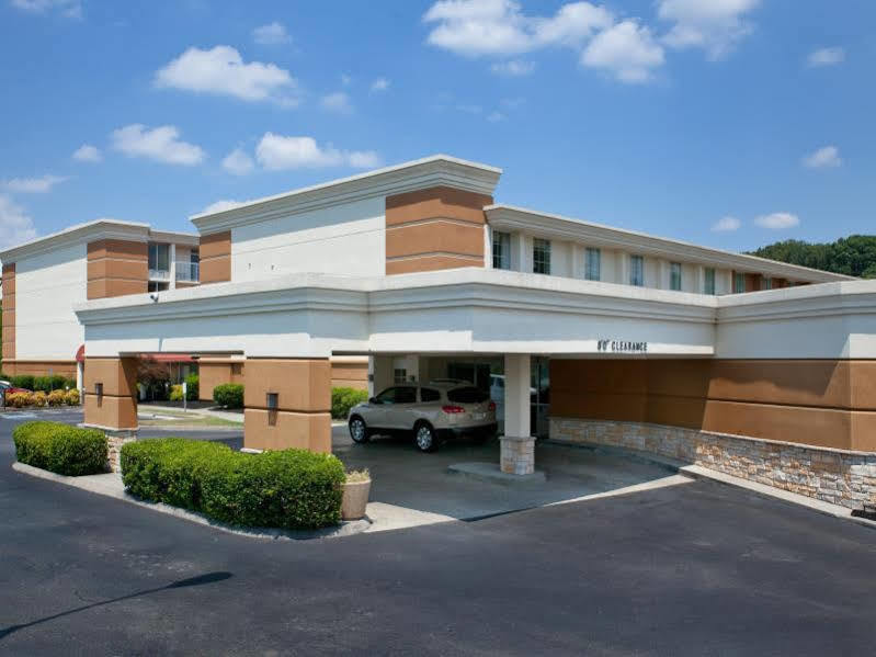 Red Roof Inn Knoxville Central - Papermill Road Buitenkant foto